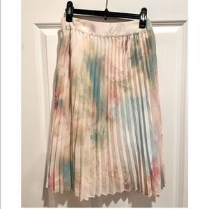 Watercolor pleated skirt